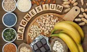 Des aliments riches en magnésium : graines de tournesol, sésame, pavot, courge, amandes, noix de cajou, pistaches, bananes, chocolat noir, haricots, flocons d'avoine. Pourquoi prendre du magnésium ?